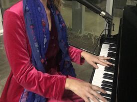 Eliza Piano Singer - Singing Pianist - Houston, TX - Hero Gallery 4
