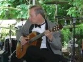 Gene O'Neill - Classical Guitarist - Durham, NC - Hero Gallery 1