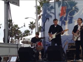 OuterWave Surf Band - Rock Band - Tustin, CA - Hero Gallery 3