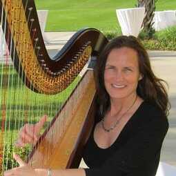 Harpist Christine MacPhail, profile image