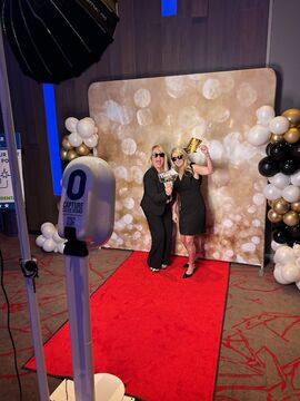 Capture Photo Booth - Photo Booth - West Des Moines, IA - Hero Main