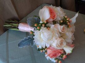 Send Your Love Florist & Gifts - Florist - Greensboro, NC - Hero Gallery 2