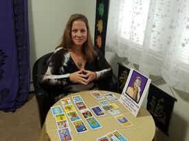 Readings By Eva - Tarot Card Reader - Fort Myers, FL - Hero Gallery 1