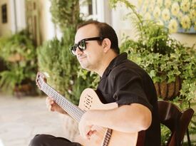 Aaron Copenhaguen - Latin Guitarist - Burbank, CA - Hero Gallery 3