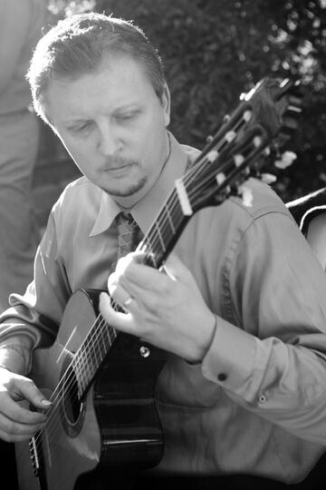 Dustin Jones - Classical Guitarist - Tucson, AZ - Hero Main