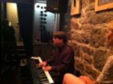 Adlai Waxman Piano/vocals - Keyboardist - South Burlington, VT - Hero Main