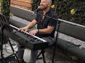 Kevin Wood - Singing Pianist - Long Beach, CA - Hero Gallery 3