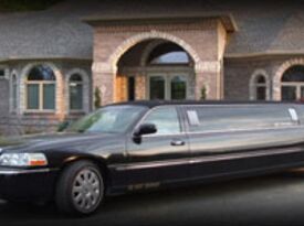 A Touch of Class Limousine Company - Event Limo - Indianapolis, IN - Hero Gallery 3