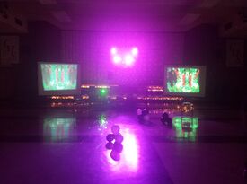 ShowThrill Entertainment DJ Services - DJ - Albany, OR - Hero Gallery 2