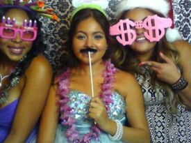 Freestyle Photo Booth  - Photo Booth - Victorville, CA - Hero Gallery 1