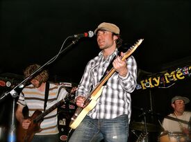 Sean DeLand (Radio Voyeur Band) - Singer Guitarist - Telluride, CO - Hero Gallery 4
