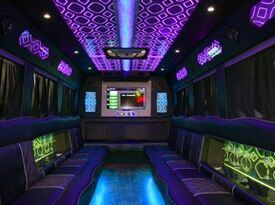 Crystal Limousines - Event Limo - Dallas, TX - Hero Gallery 3
