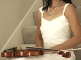 Athena Shepard - Violinist - Des Moines, IA - Hero Gallery 4