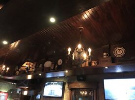 Celtic Crown Public House- Apartment - Bar - Chicago, IL - Hero Gallery 2