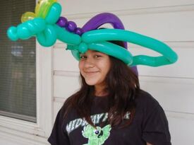 Dr. Squeek, Balloon Artist - Balloon Twister - Van, TX - Hero Gallery 4