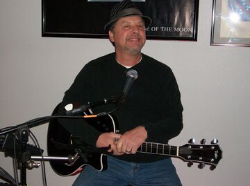 David Edrington - Singer Guitarist - Collinsville, IL - Hero Main
