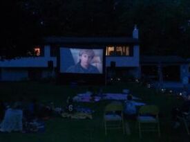 Movie Time Outdoor Movies - Outdoor Movie Screen Rental - Middlefield, CT - Hero Gallery 1