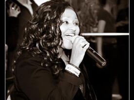 Kristie Janel - Professional Jazz & Variety Singer - Singer - Atlanta, GA - Hero Gallery 1