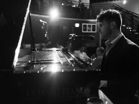Will Whalen Music - Singing Pianist - Denver, CO - Hero Gallery 4