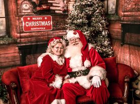 Santa Ed & Mrs Liela Claus - Santa Claus - North Pole, AK - Hero Gallery 2