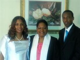 Rev Angela Patton - Wedding Officiant - Jonesboro, GA - Hero Gallery 1