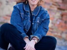 Kelly Swanson - Motivational Speaker - High Point, NC - Hero Gallery 4