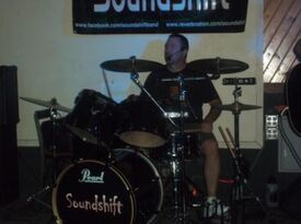 Soundshift  - Cover Band - Pittsburgh, PA - Hero Gallery 2
