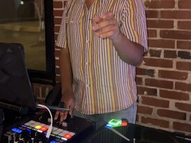 DJ Smiley - DJ - Philadelphia, PA - Hero Gallery 3