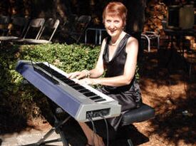 Piano Artistry, Notes of Celebration - Classical Pianist - Portland, OR - Hero Gallery 2