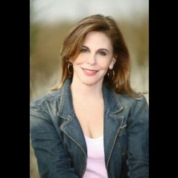 Comedienne - Andrea Mezvinsky - Stand Up Comedian - New York City, NY - Hero Main