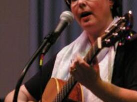Diane Taraz - Folk Singer - Arlington, MA - Hero Gallery 1
