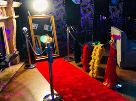 Universal Party Management - Photo Booth - Orlando, FL - Hero Gallery 1
