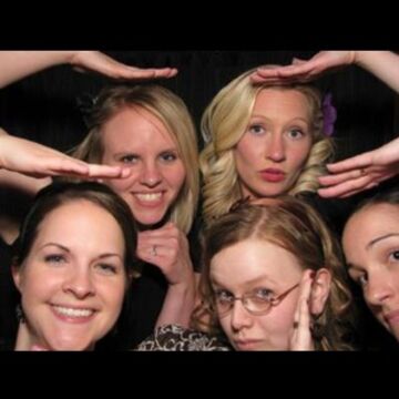 Red Eye Photo Booths - Nationwide Rental - Photo Booth - Lakewood, OH - Hero Main