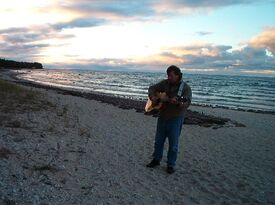Great Lakes Folk Singer Russ Franzen - Folk Singer - Toledo, OH - Hero Gallery 4
