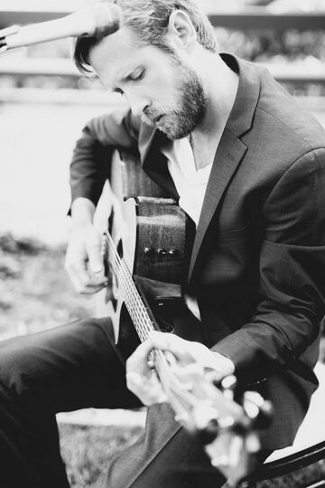 Ryan Heflin: Solo Singer and Acoustic Guitar - Singer Guitarist - San Clemente, CA - Hero Main