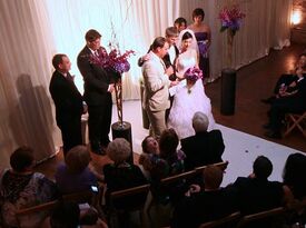 Day of Dreams - Chicago Wedding Officiant - Wedding Officiant - Chicago, IL - Hero Gallery 1