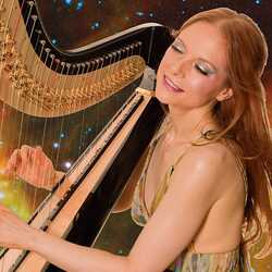 Erin Hill – Harpist & Singer, profile image