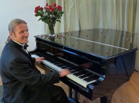 The Pianomon - Singing Pianist - Longmont, CO - Hero Gallery 2