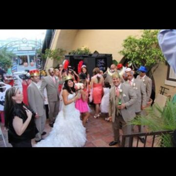 SnapShotDJ Photobooth GreenScreen &LED Up Lighting - Wedding Planner - Irvine, CA - Hero Main