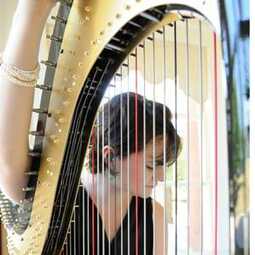 Andie Moody, Harpist, profile image