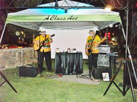 A Class Act - Cover Band - South Lake Tahoe, CA - Hero Gallery 3