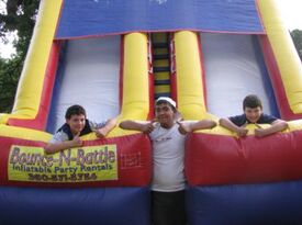 Bounce-N-Battle   Inflatable Party Rentals - Party Inflatables - Vancouver, WA - Hero Gallery 3