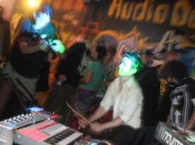 House/Dubstep DJ Live Drumming - DJ - Los Angeles, CA - Hero Gallery 4