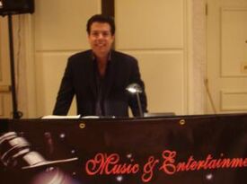 Tommy & Jeanne Music & Entertainment - DJ - Staten Island, NY - Hero Gallery 2