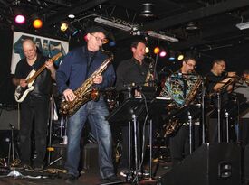 TNT - Motown Band - Frankfort, IL - Hero Gallery 1
