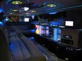 Top Of The World Limo Long Island - Event Limo - Kings Park, NY - Hero Gallery 2