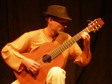 Aaron Lewis - Classical Guitarist - Albuquerque, NM - Hero Main