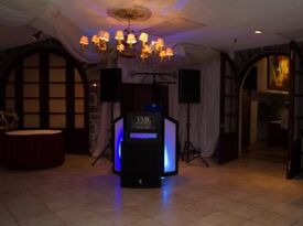 Premier Entertainment Solutions by TME MUSIC GROUP - DJ - Garden City, NY - Hero Gallery 2