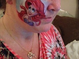 BeeGiggles Entertainment - Face Painter - Itasca, IL - Hero Gallery 2