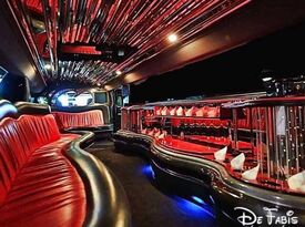 Aadvanced Limousines - Event Limo - Indianapolis, IN - Hero Gallery 2